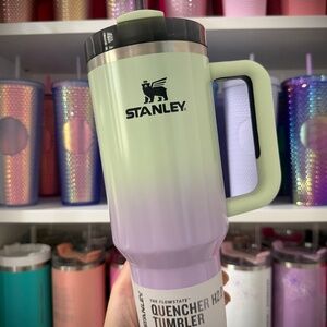 Stanley Halloween 40oz Hypnotic Green